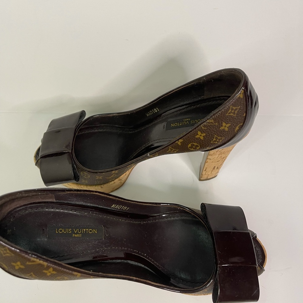 Louis Vuitton Rivoli open toe monogram - Picture 4 of 12
